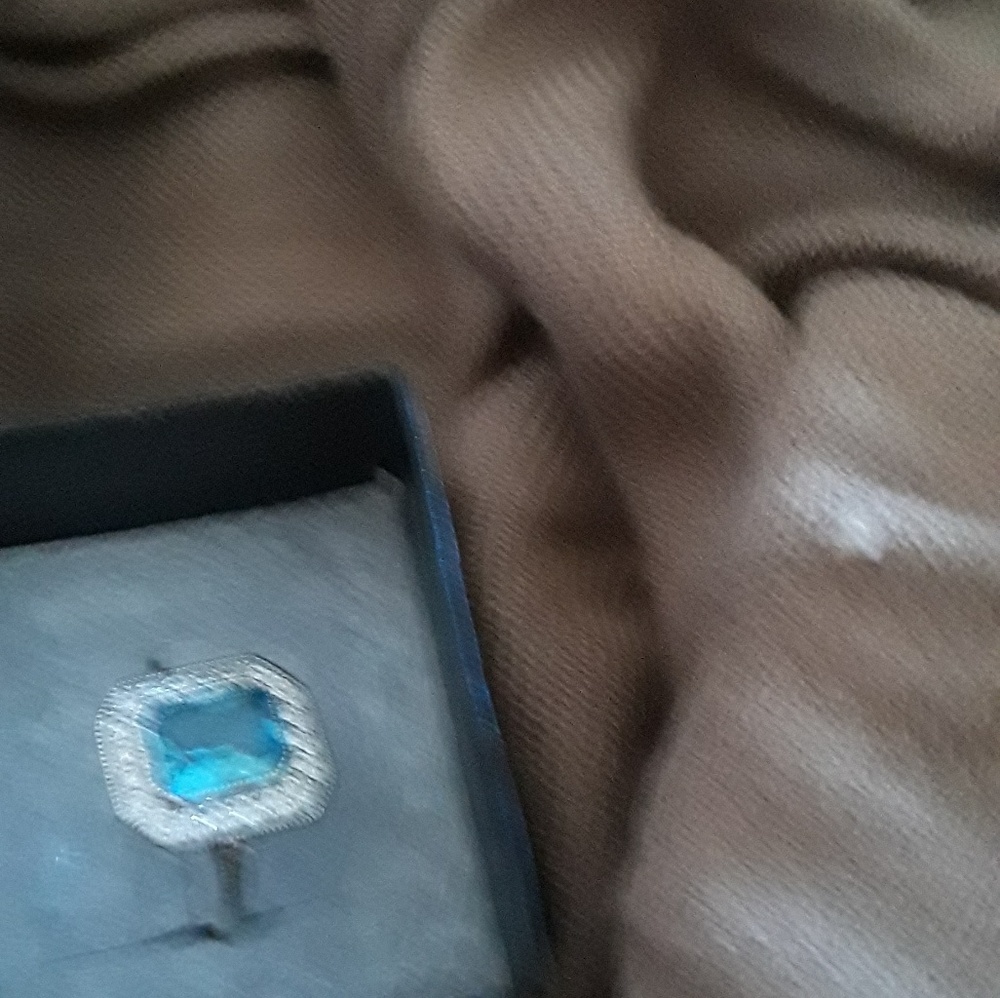 Ring - Picture 2 of 2
